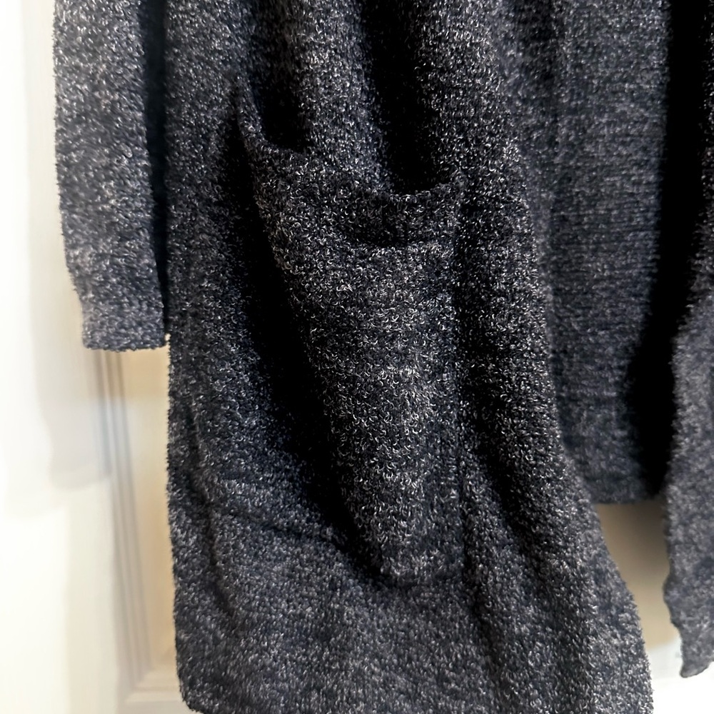 Barefoot Dreams Charcoal Gray Cardigan 🖤 - Picture 3 of 14